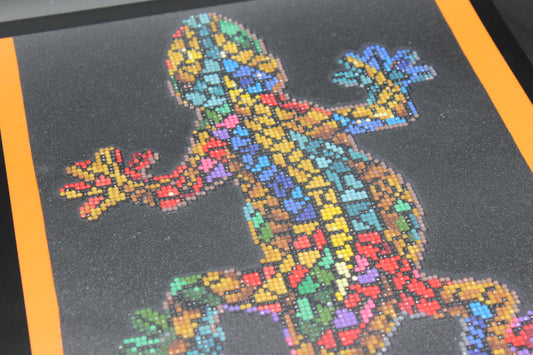 Exquisite Multi-colored Diamond Art Lizard