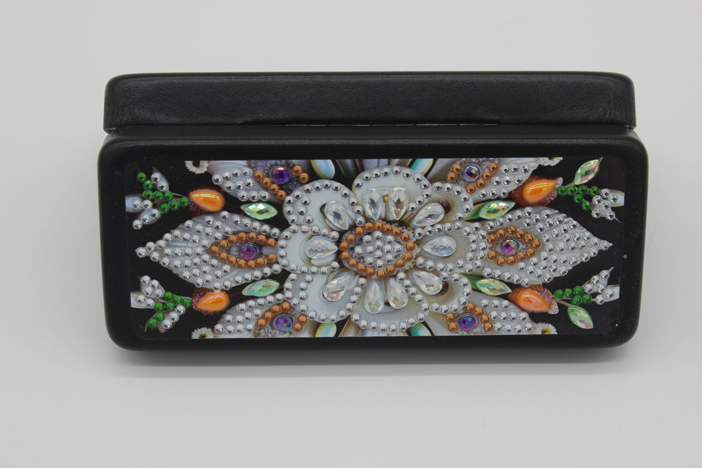 Beautifully Diamond Art Multi Colored Flower Glass Case