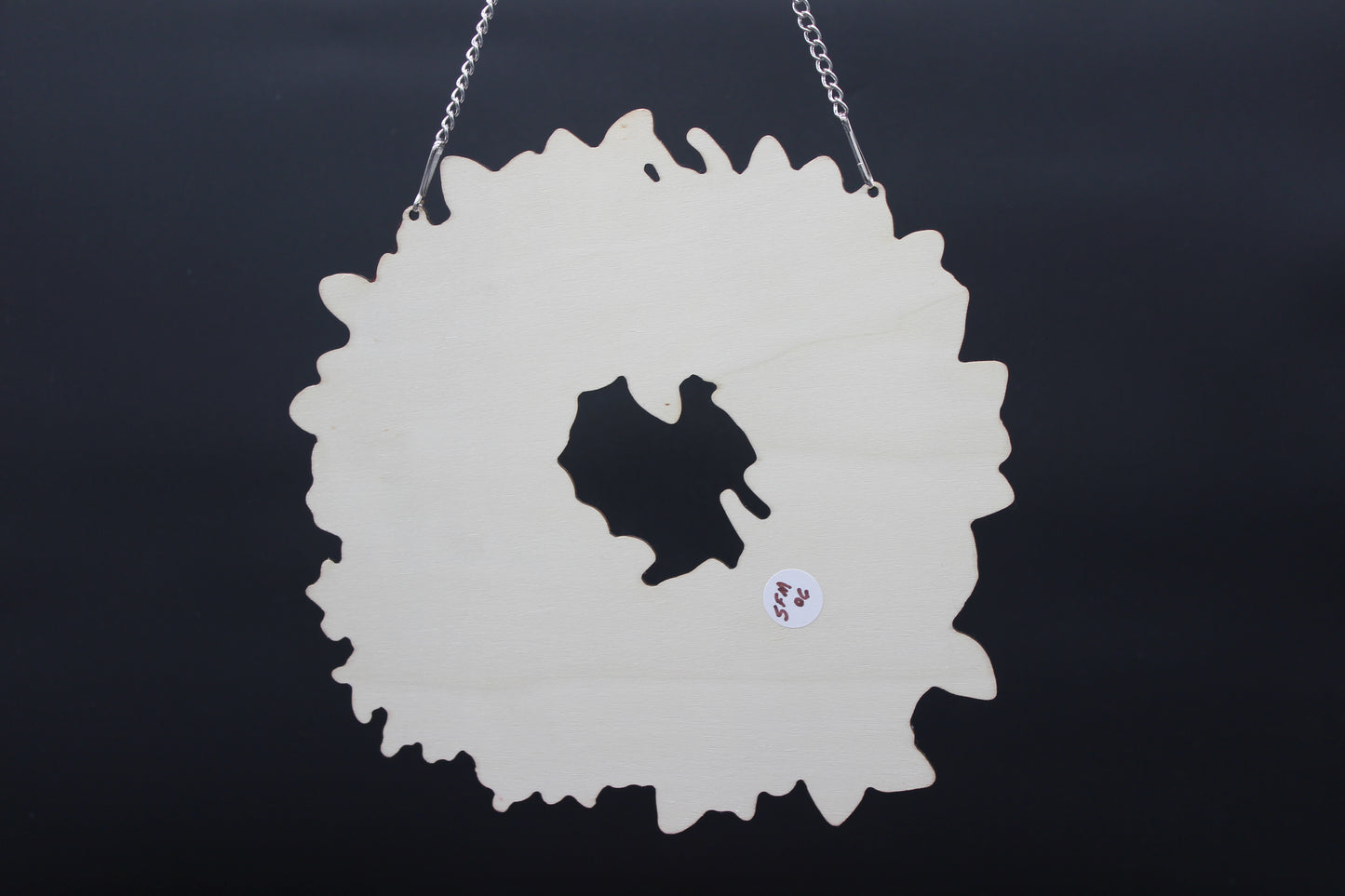 Diamond Art Hanging Pendant With a Flowered Spring Wreath