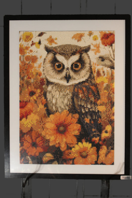 Majestic Owl. Absolutely a Beautiful Picture of an Owl.  Great for Fall or Holiday Gifts.