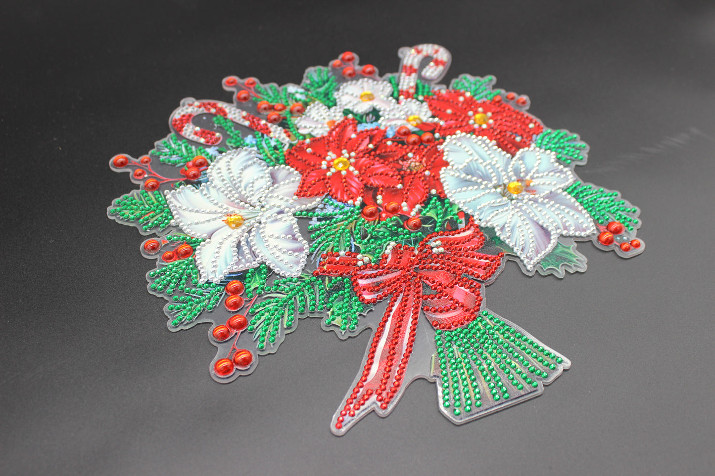 Hanging Diamond Art Poinsettias Are Gorgeous and a Stunning Present for a Family, Mom, Dad or Even Hanging in Your Kitchen.