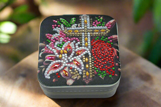 Portable Diamond Painting Jewelry Storage Box Black PU Leather Jewelry Ring Organizer Case with Red Rose and Cross