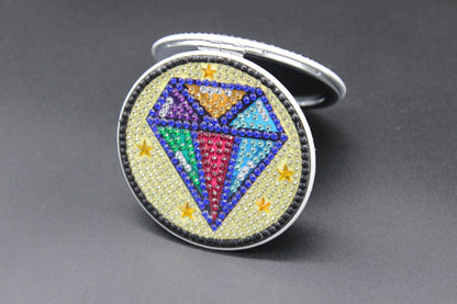 Compact Mirror with a Rhinestone Sassy Octagon Diamond