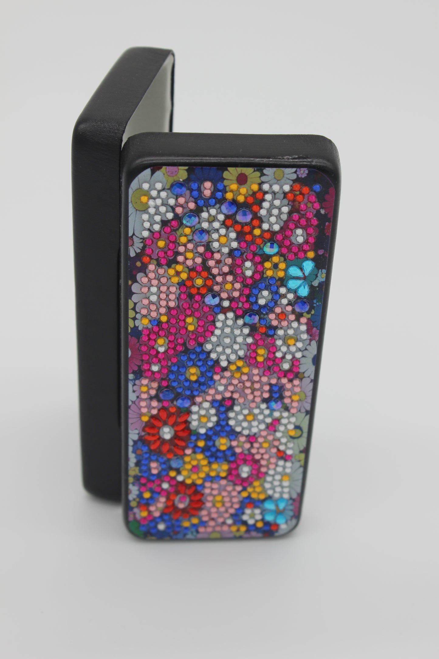 Brilliantly Adorned Diamond Art Colored Floral Eye Glass Case