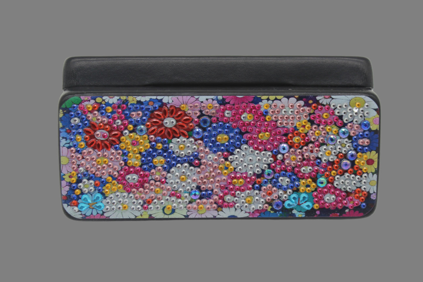 Brilliantly Adorned Diamond Art Colored Floral Eye Glass Case