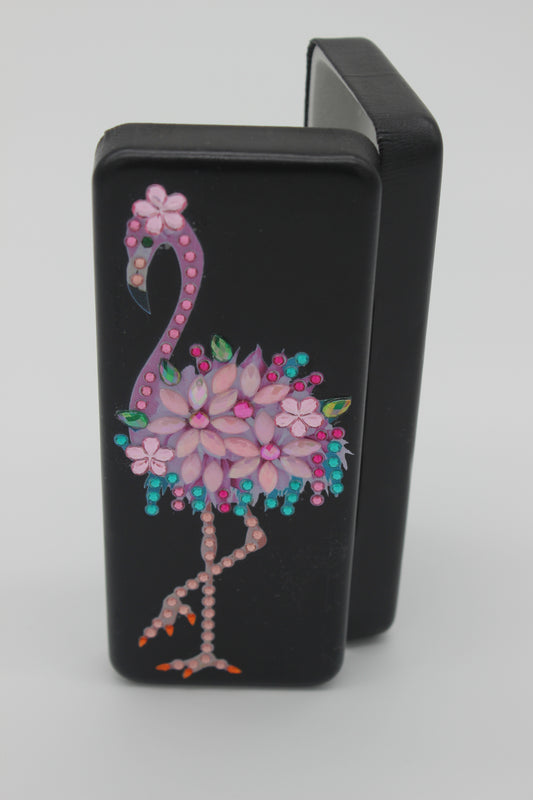 Brilliantly Adorned Diamond Art Pink Flamingo Eye Glass Case