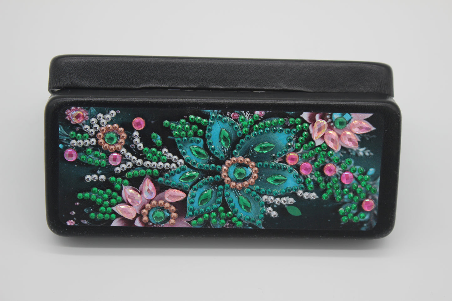 Beautifully Diamond Art Multi Colored Flowered Eye Glass Case