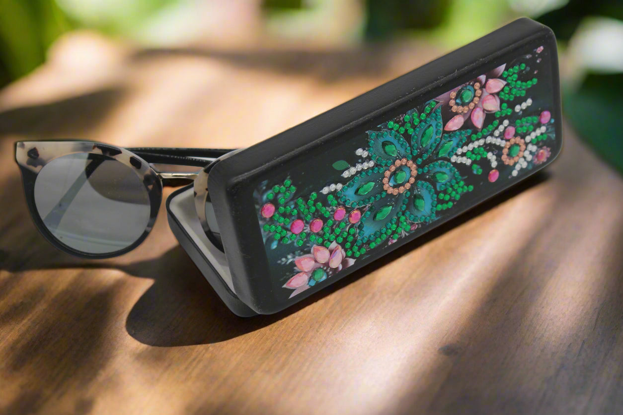 Beautifully Diamond Art Multi Colored Flowered Eye Glass Case