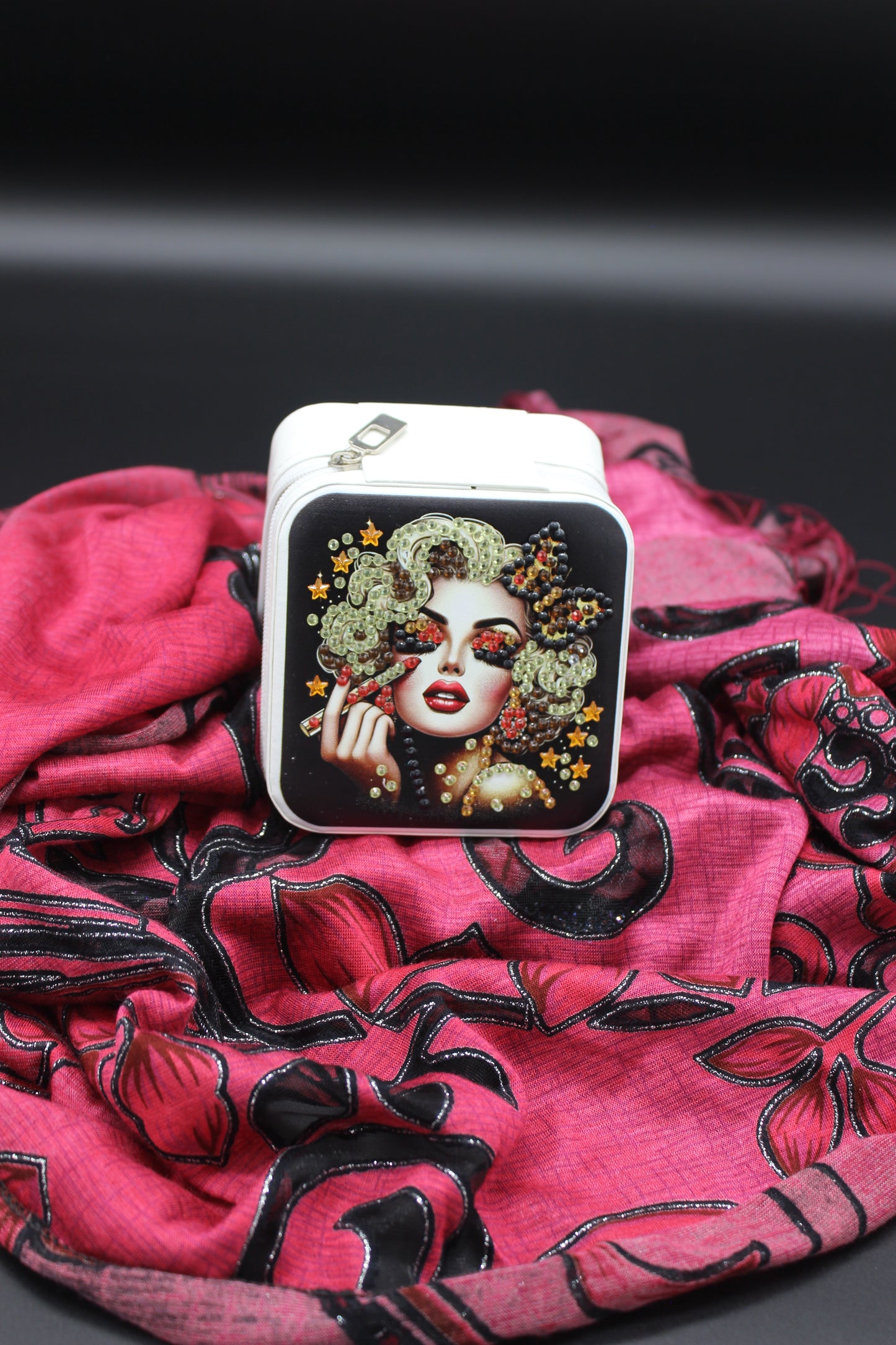 Portable Square Diamond Art Jewelry Storage Box with Marilyn Monroe Surrounded by Silver Red and Clear Crystals