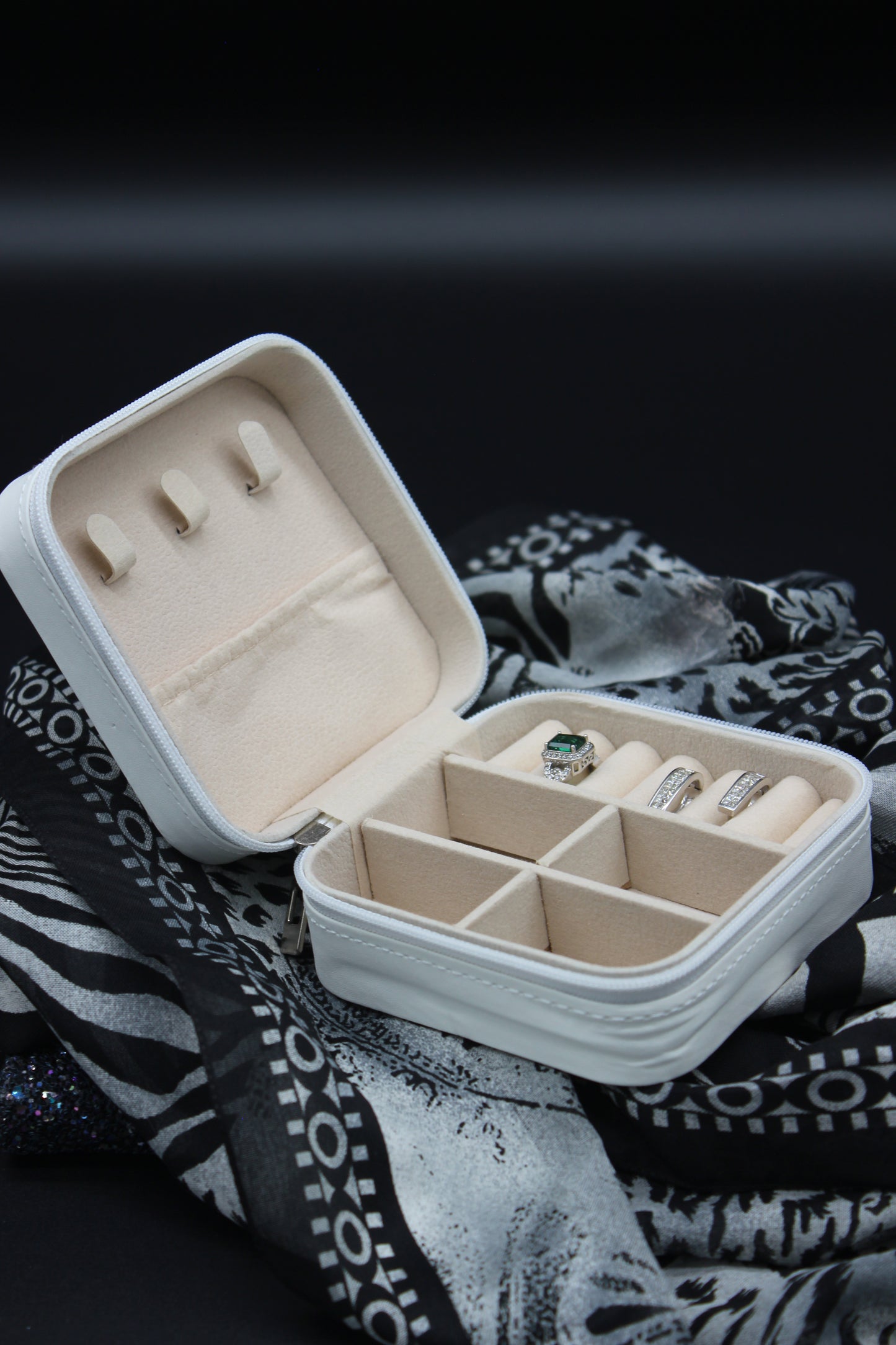 Portable Square Diamond Art Jewelry Storage Box with Marilyn Monroe Surrounded by Silver Blue and Clear Crystals