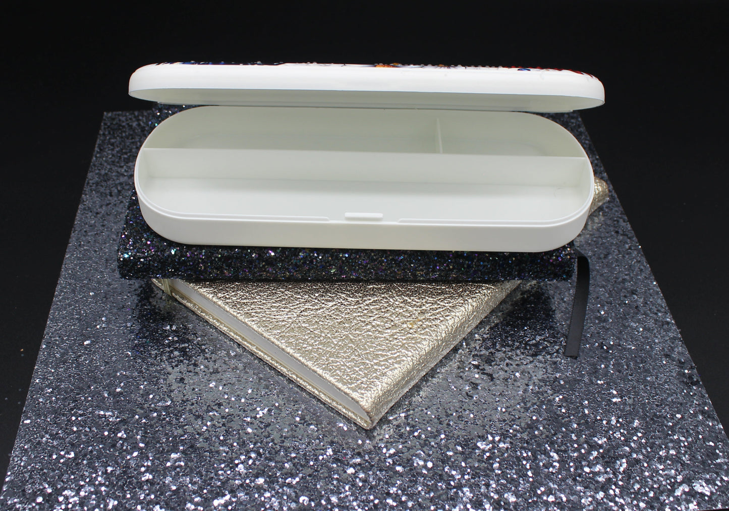 Diamond Art Red White and Blue Flower and Butterfly Pen and Pencil Holder