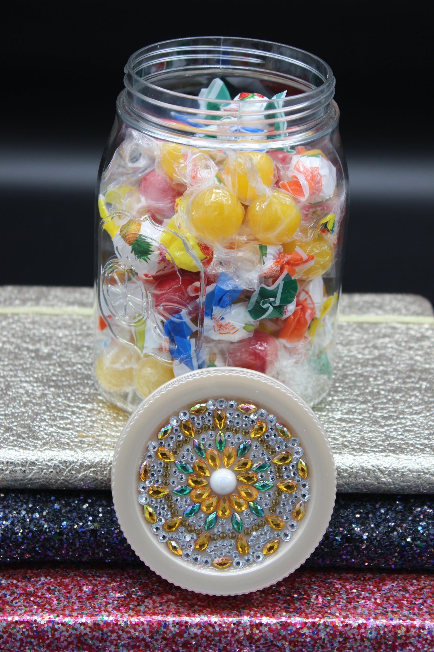 Diamond Art Custom Design Plastic Mason Jar with Custom Design Yellow, White, Clear Custom Lid