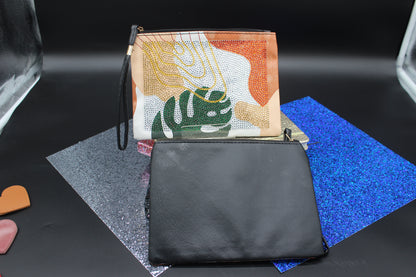Gorgeous Traveling Tropical Clutch Purse (2) / Makeup Bag / Art Wristlet