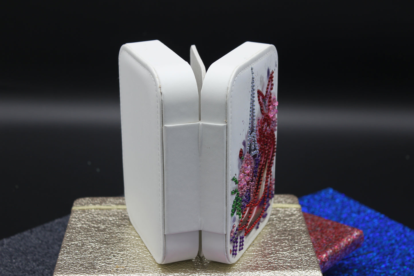 Portable Diamond Art Jewelry Storage Box with the EIFFel Tower and a set of Cute Red Heels