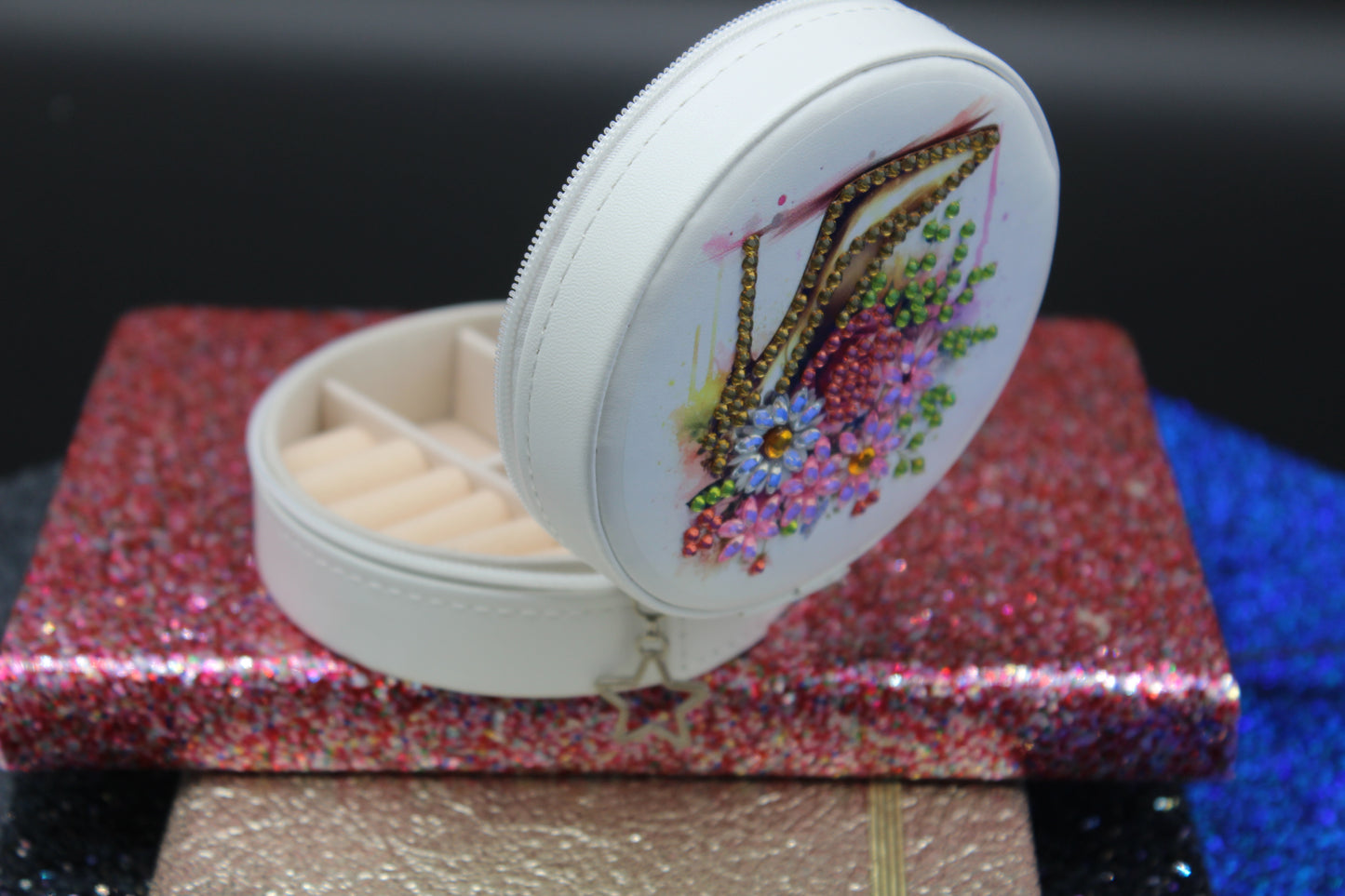 Diamond Art Round Jewelry Holder with a High Heel Shoe on it