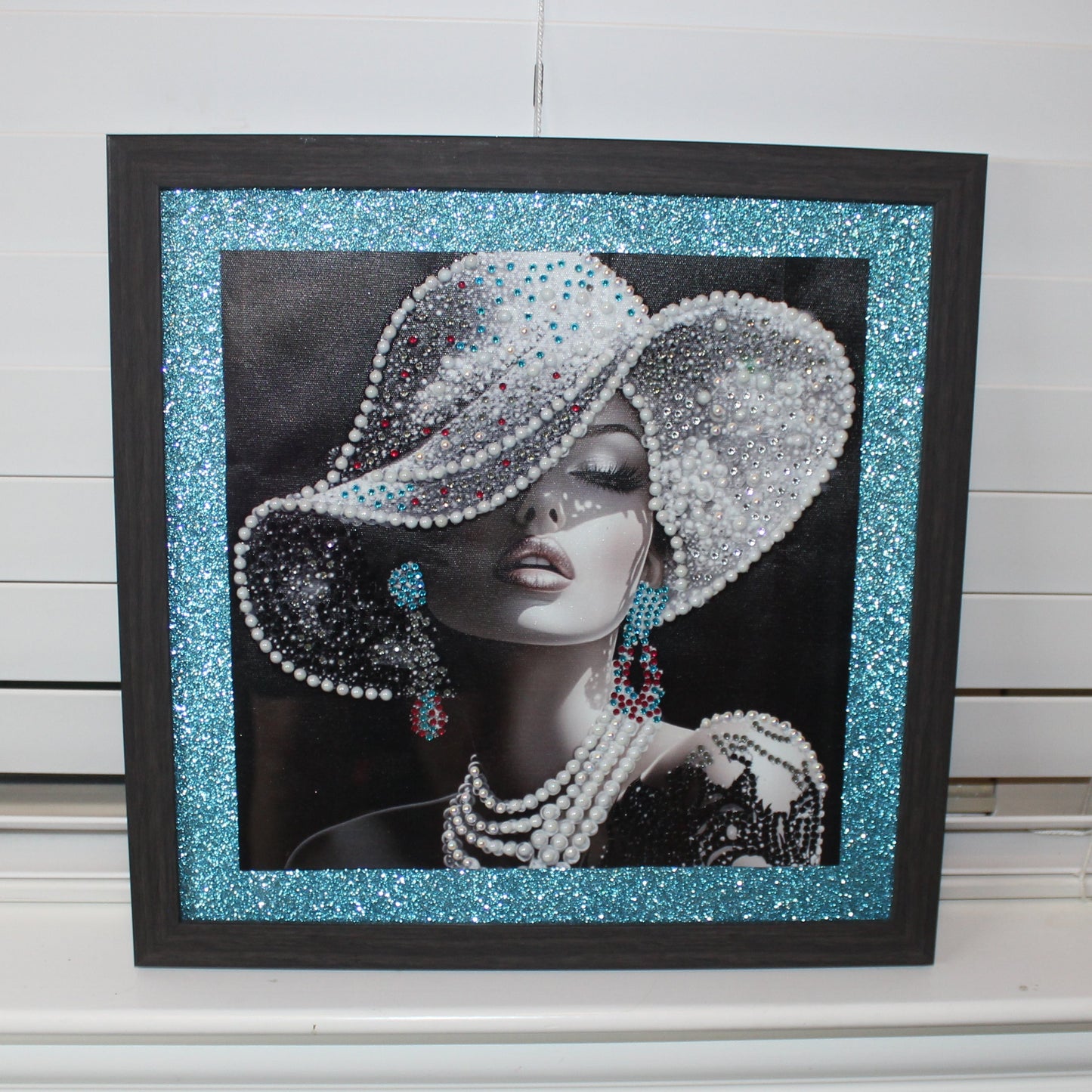 Gorgeous Diamond Art With a White Hat with Red and Teal Green Accents and Black Dress