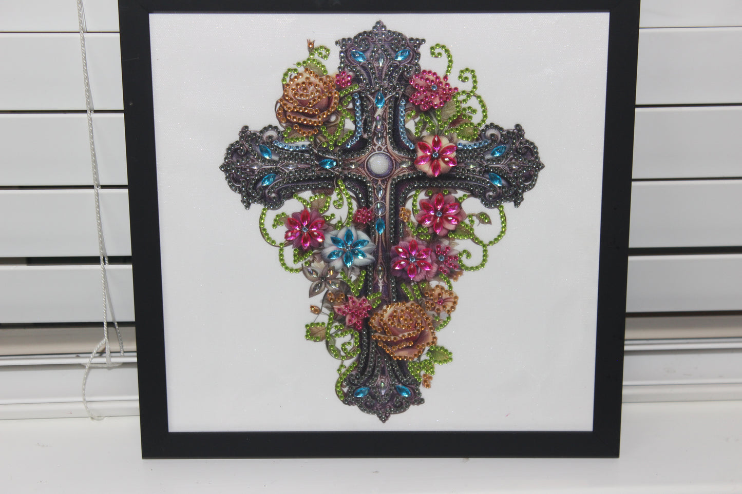 Gorgeous Diamond Art Framed Picture of Religious Cross