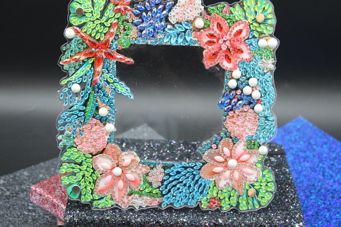 Diamond Art Clear Frame With a Ocean and Flower Motif