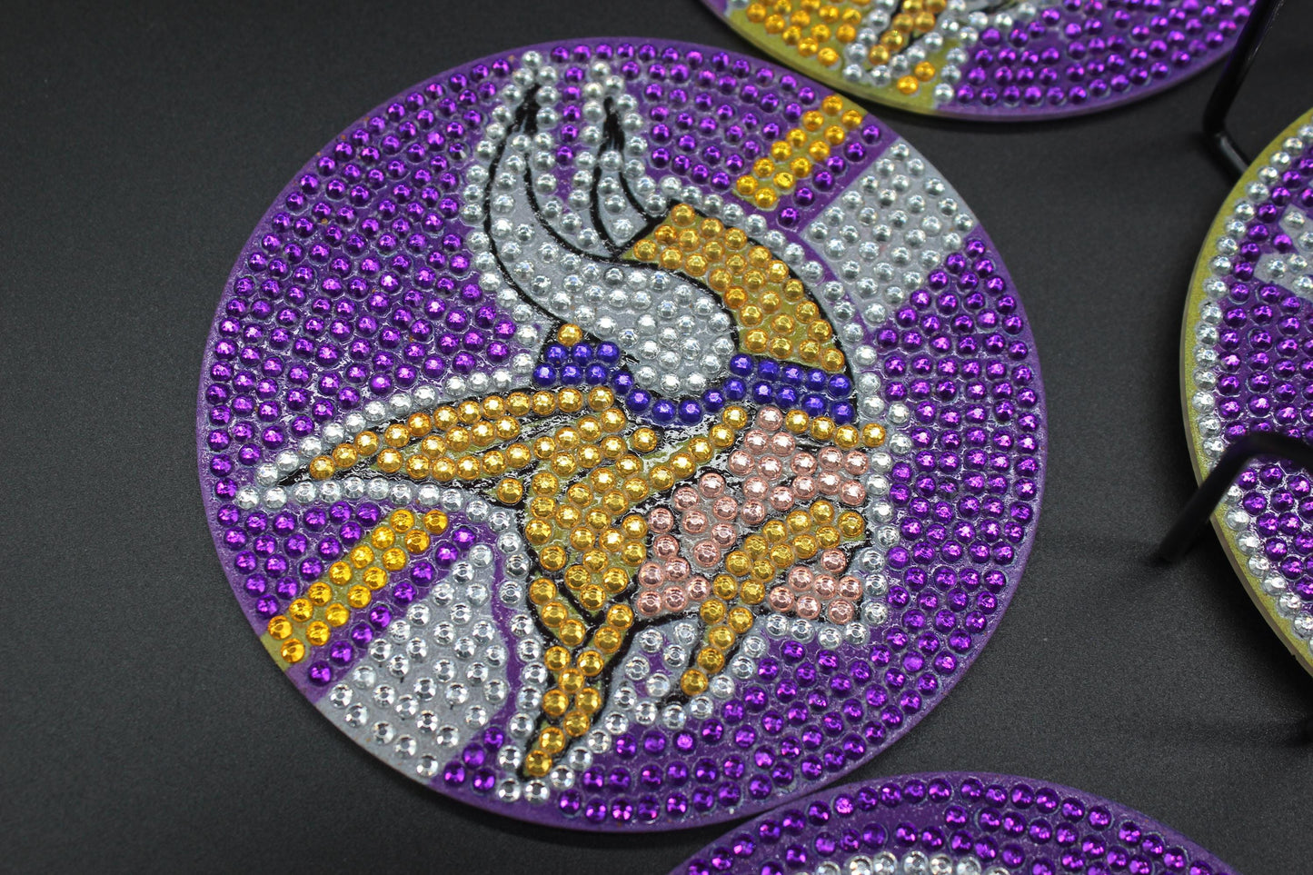 NFL NFC Minnesota Vikings (8 pcs.) Coaster set with Metal Stand